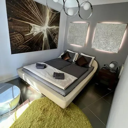 Apartament Hilltop Views, Design - Buda Hills - Free Garage, Private Garden, Ac *