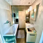 Hilltop Views, Design - Buda Hills - Free Garage, Private Garden, Ac *