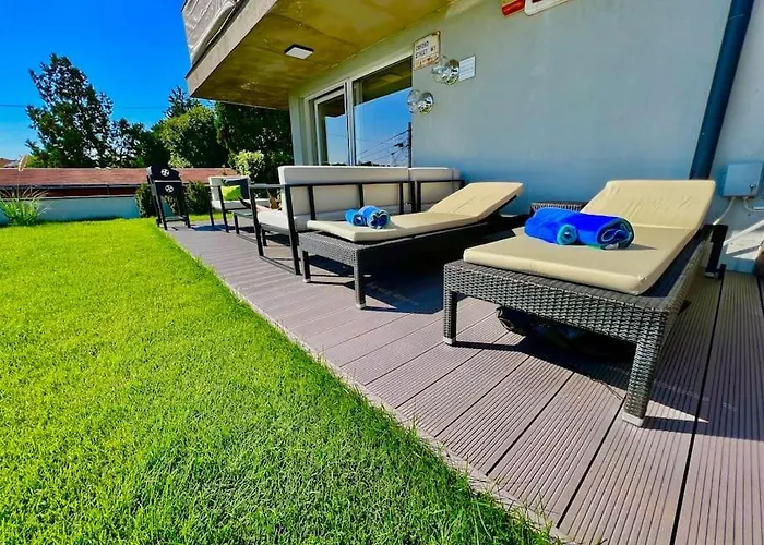 Hilltop Views, Design - Buda Hills - Free Garage, Private Garden, Ac * Budapeste